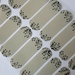 NEW Jamberry flourish gray black floral pattern set of nail wraps
